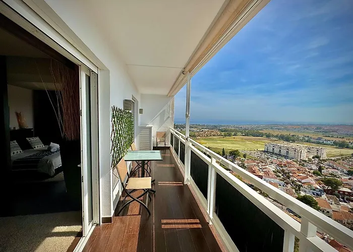 Apartamento Con Vistas Al Mar En Nueva Andalucia Marbella